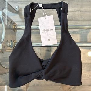 BNWT BUFFBUNNY TWIST SPORTS BRA